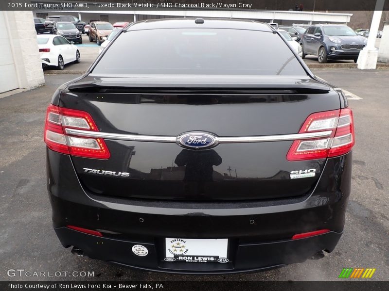 Tuxedo Black Metallic / SHO Charcoal Black/Mayan Gray 2015 Ford Taurus SHO AWD