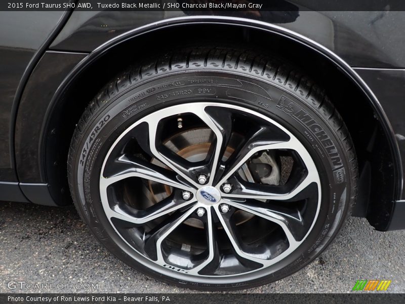  2015 Taurus SHO AWD Wheel