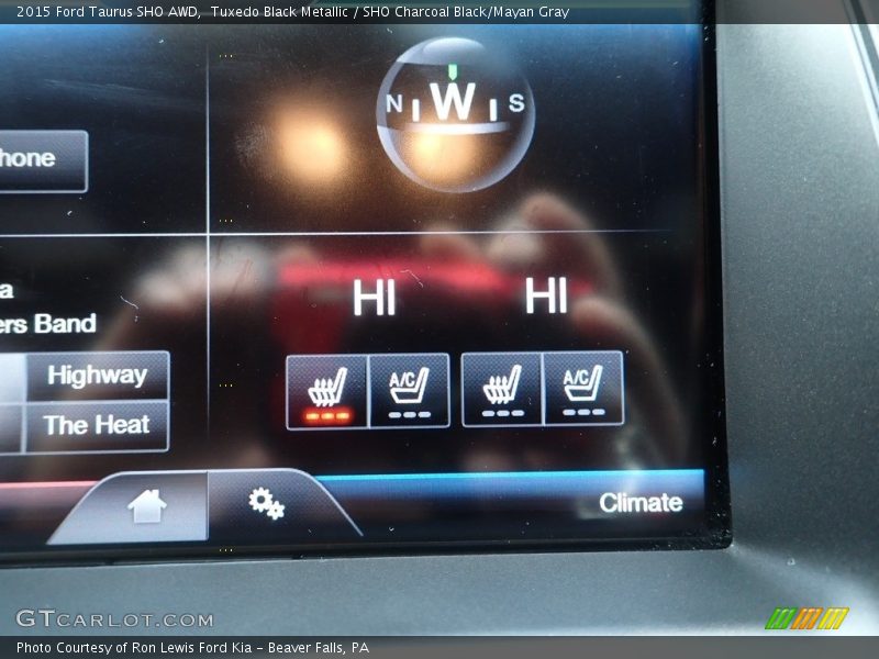 Tuxedo Black Metallic / SHO Charcoal Black/Mayan Gray 2015 Ford Taurus SHO AWD