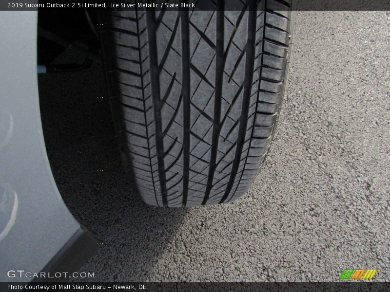 Ice Silver Metallic / Slate Black 2019 Subaru Outback 2.5i Limited