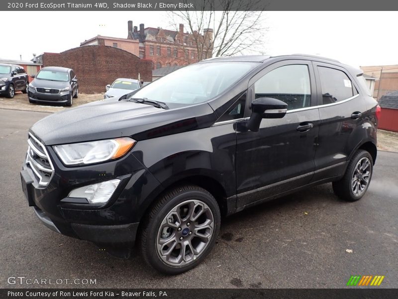 Front 3/4 View of 2020 EcoSport Titanium 4WD