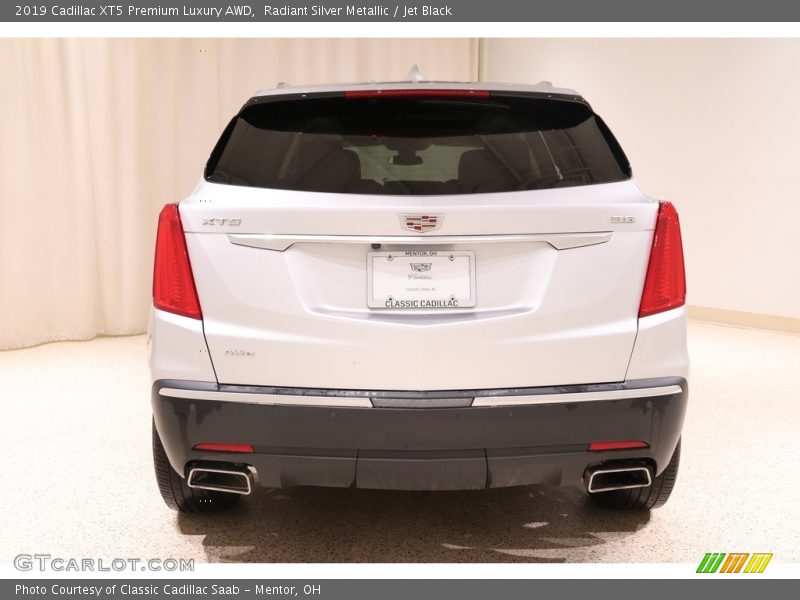 Radiant Silver Metallic / Jet Black 2019 Cadillac XT5 Premium Luxury AWD