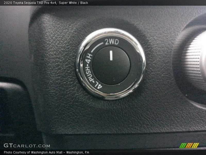 Super White / Black 2020 Toyota Sequoia TRD Pro 4x4