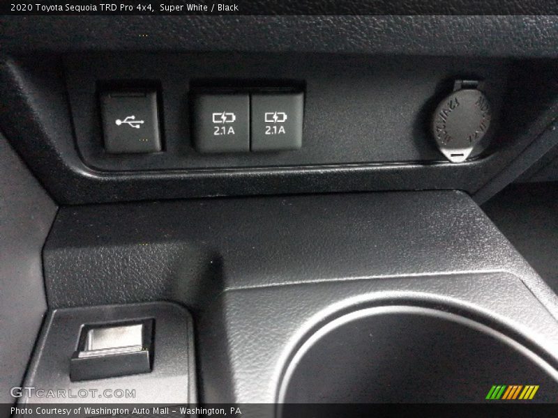 Super White / Black 2020 Toyota Sequoia TRD Pro 4x4