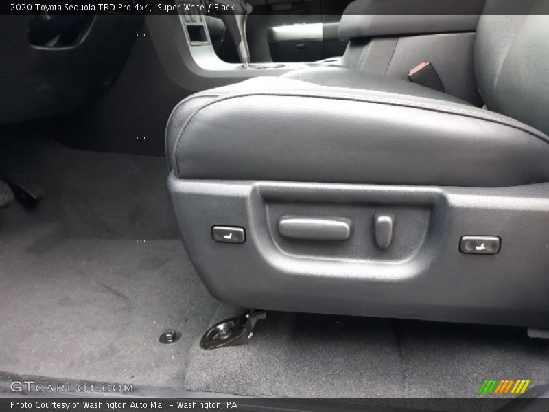 Super White / Black 2020 Toyota Sequoia TRD Pro 4x4