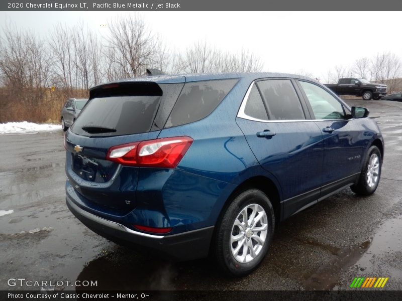 Pacific Blue Metallic / Jet Black 2020 Chevrolet Equinox LT