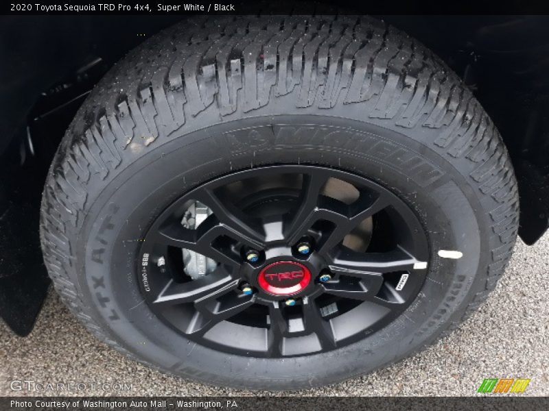 Super White / Black 2020 Toyota Sequoia TRD Pro 4x4