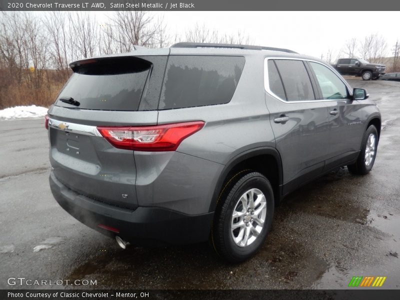 Satin Steel Metallic / Jet Black 2020 Chevrolet Traverse LT AWD