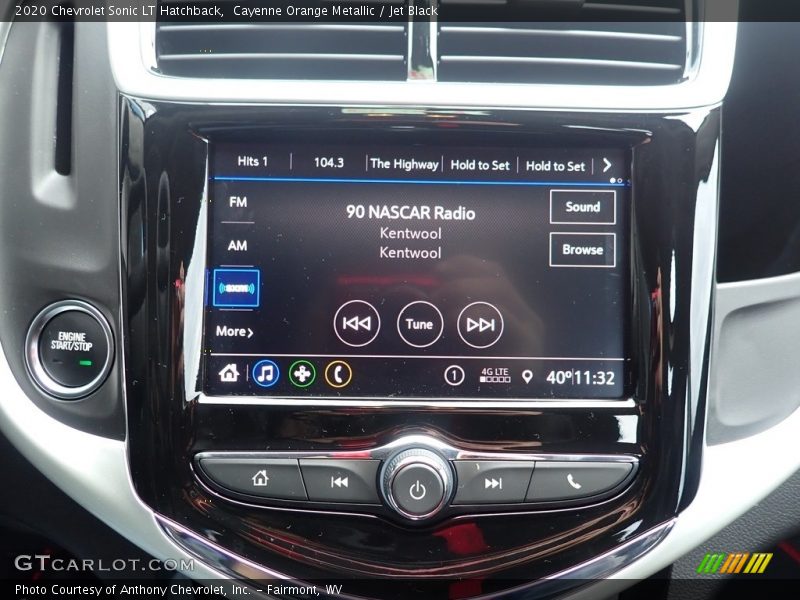 Cayenne Orange Metallic / Jet Black 2020 Chevrolet Sonic LT Hatchback
