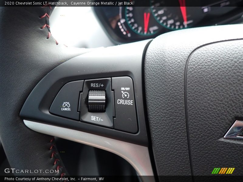 Cayenne Orange Metallic / Jet Black 2020 Chevrolet Sonic LT Hatchback