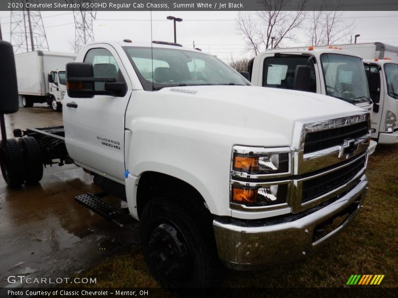 Summit White / Jet Black 2020 Chevrolet Silverado 6500HD Regular Cab Chassis
