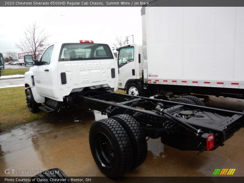 Summit White / Jet Black 2020 Chevrolet Silverado 6500HD Regular Cab Chassis