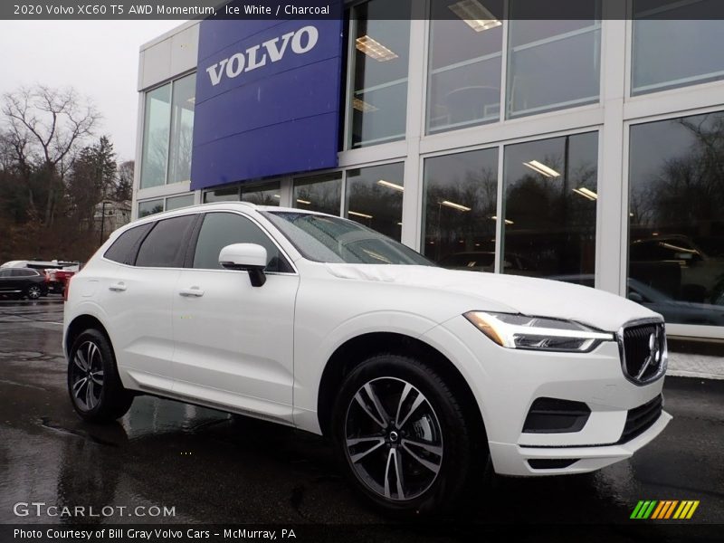 Front 3/4 View of 2020 XC60 T5 AWD Momentum