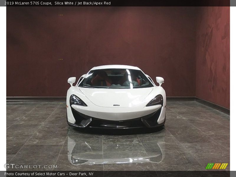 Silica White / Jet Black/Apex Red 2019 McLaren 570S Coupe