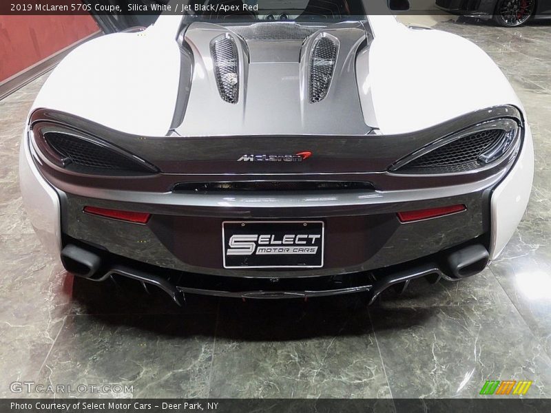 Silica White / Jet Black/Apex Red 2019 McLaren 570S Coupe