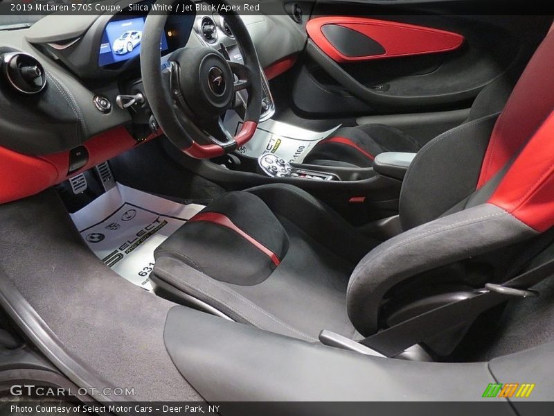 Silica White / Jet Black/Apex Red 2019 McLaren 570S Coupe