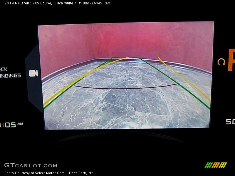 Silica White / Jet Black/Apex Red 2019 McLaren 570S Coupe