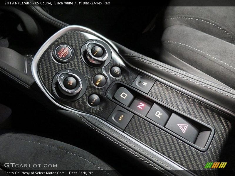 Silica White / Jet Black/Apex Red 2019 McLaren 570S Coupe