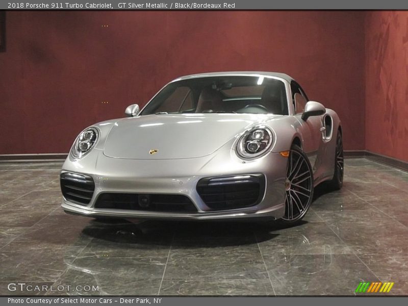 GT Silver Metallic / Black/Bordeaux Red 2018 Porsche 911 Turbo Cabriolet