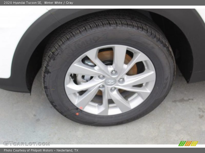 Winter White / Gray 2020 Hyundai Tucson SE