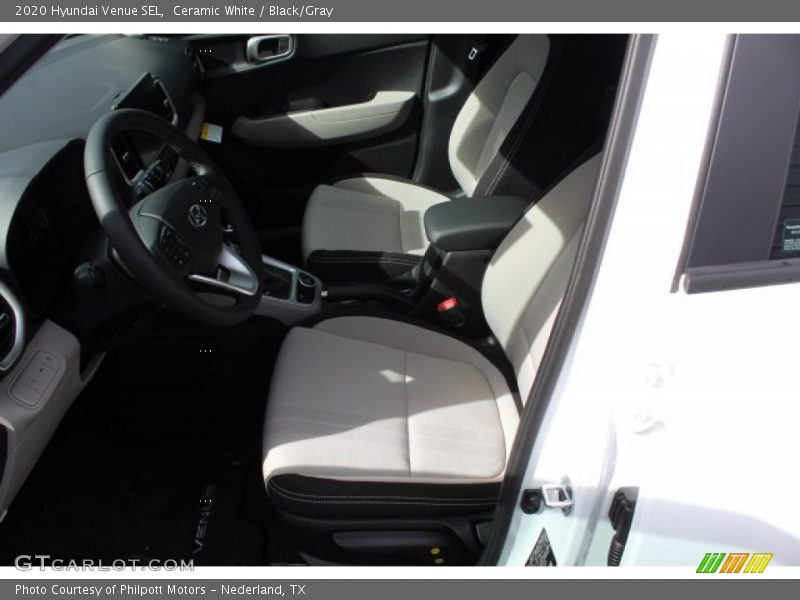 Ceramic White / Black/Gray 2020 Hyundai Venue SEL