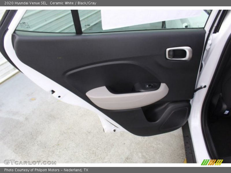 Ceramic White / Black/Gray 2020 Hyundai Venue SEL