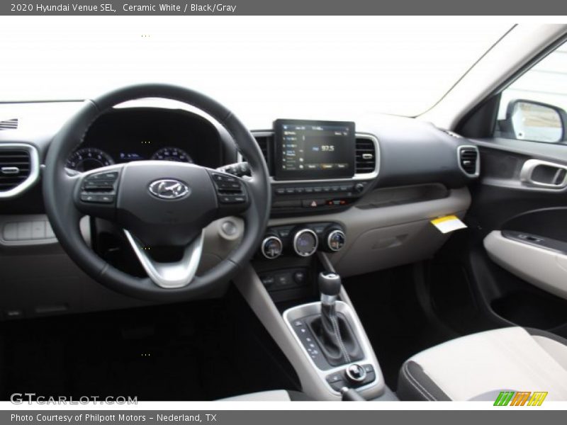 Ceramic White / Black/Gray 2020 Hyundai Venue SEL