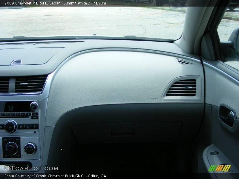 Summit White / Titanium 2009 Chevrolet Malibu LS Sedan