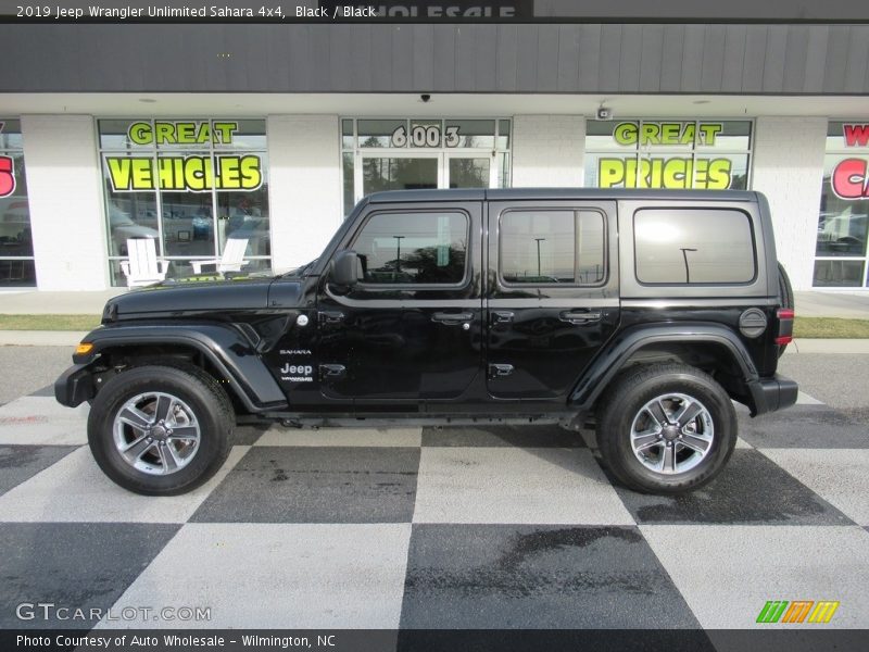 Black / Black 2019 Jeep Wrangler Unlimited Sahara 4x4