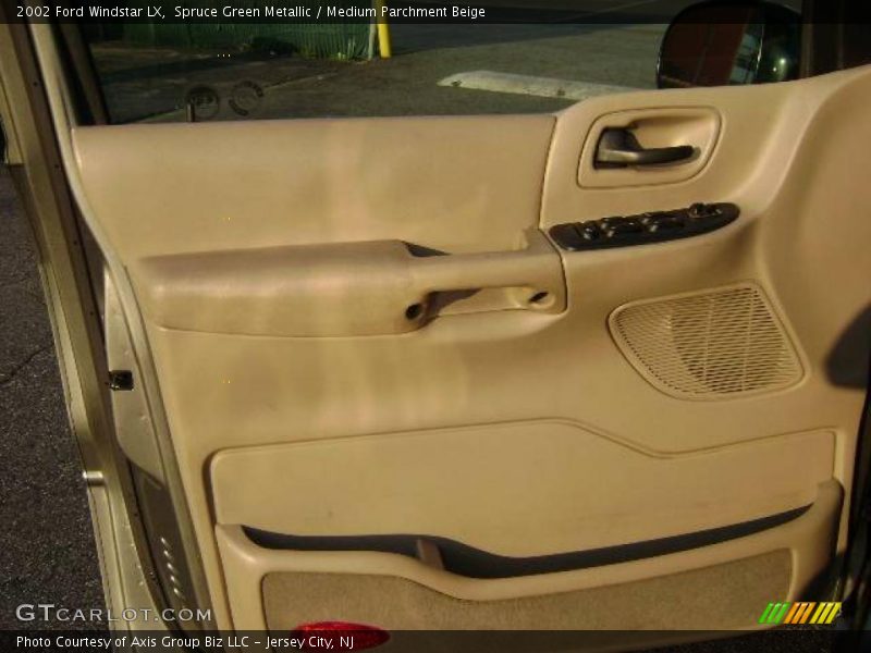 Spruce Green Metallic / Medium Parchment Beige 2002 Ford Windstar LX