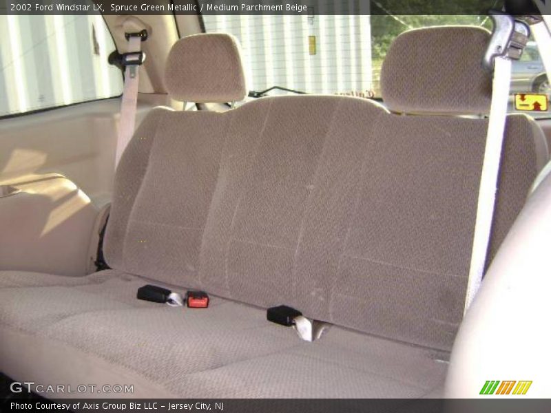 Spruce Green Metallic / Medium Parchment Beige 2002 Ford Windstar LX