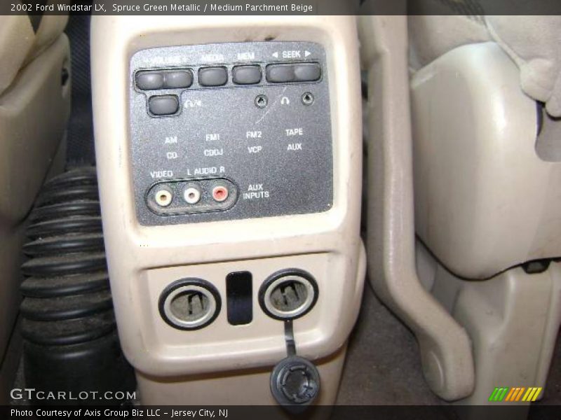 Spruce Green Metallic / Medium Parchment Beige 2002 Ford Windstar LX