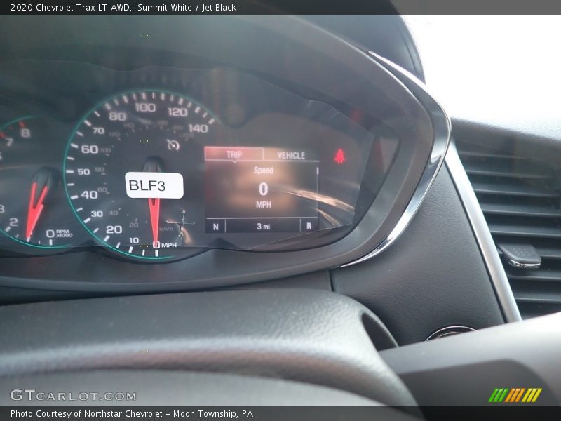 Summit White / Jet Black 2020 Chevrolet Trax LT AWD