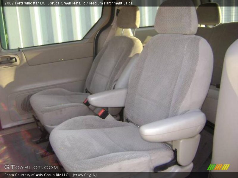 Spruce Green Metallic / Medium Parchment Beige 2002 Ford Windstar LX