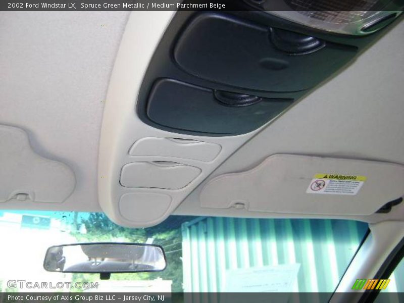 Spruce Green Metallic / Medium Parchment Beige 2002 Ford Windstar LX