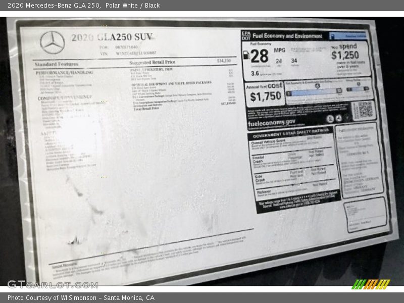 Polar White / Black 2020 Mercedes-Benz GLA 250