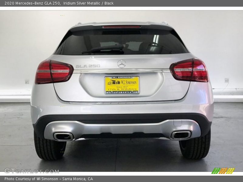 Iridium Silver Metallic / Black 2020 Mercedes-Benz GLA 250