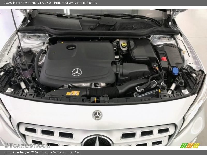 Iridium Silver Metallic / Black 2020 Mercedes-Benz GLA 250