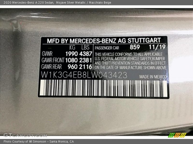 Mojave Silver Metallic / Macchiato Beige 2020 Mercedes-Benz A 220 Sedan