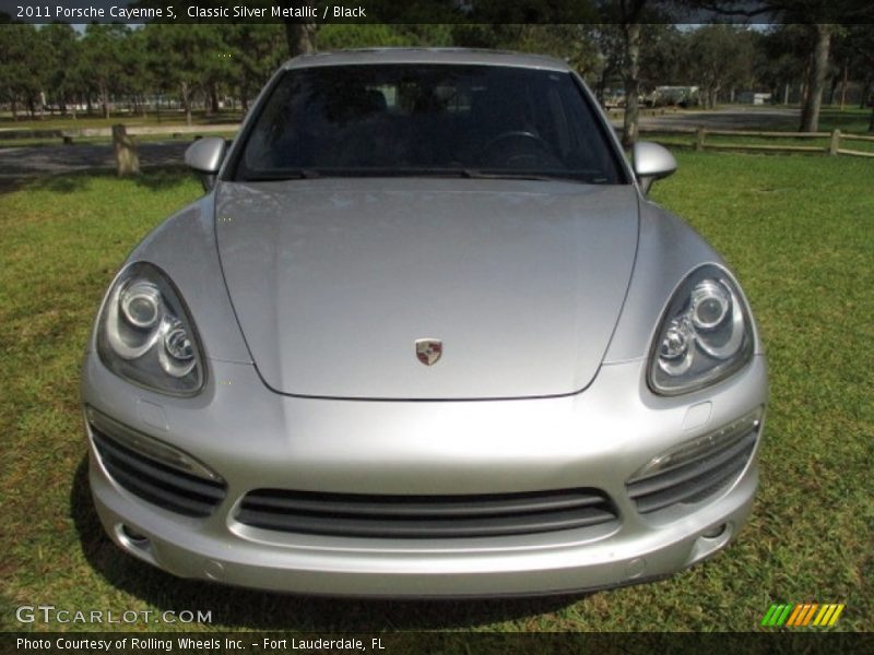 Classic Silver Metallic / Black 2011 Porsche Cayenne S