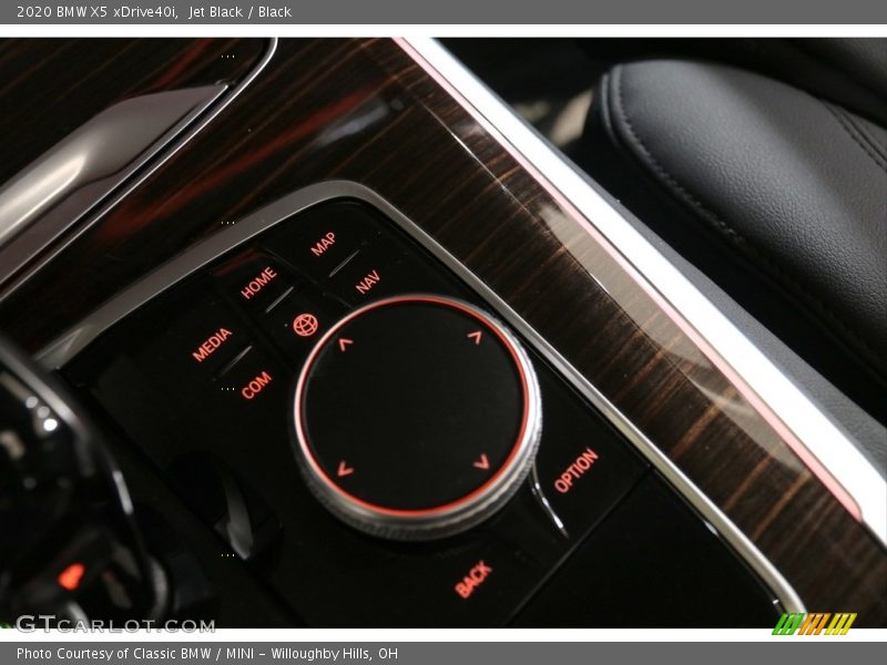 Jet Black / Black 2020 BMW X5 xDrive40i