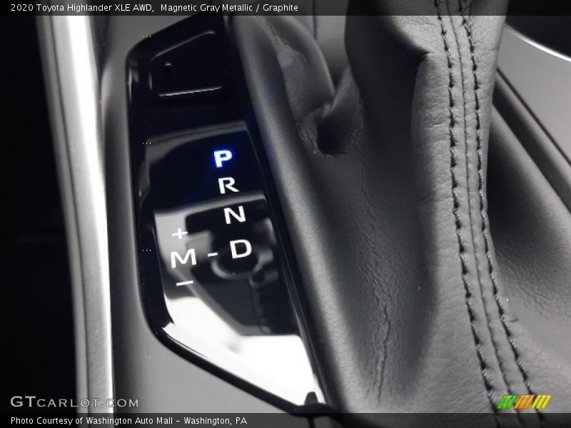Magnetic Gray Metallic / Graphite 2020 Toyota Highlander XLE AWD