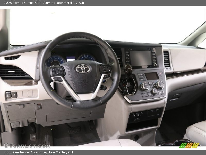 Alumina Jade Metallic / Ash 2020 Toyota Sienna XLE