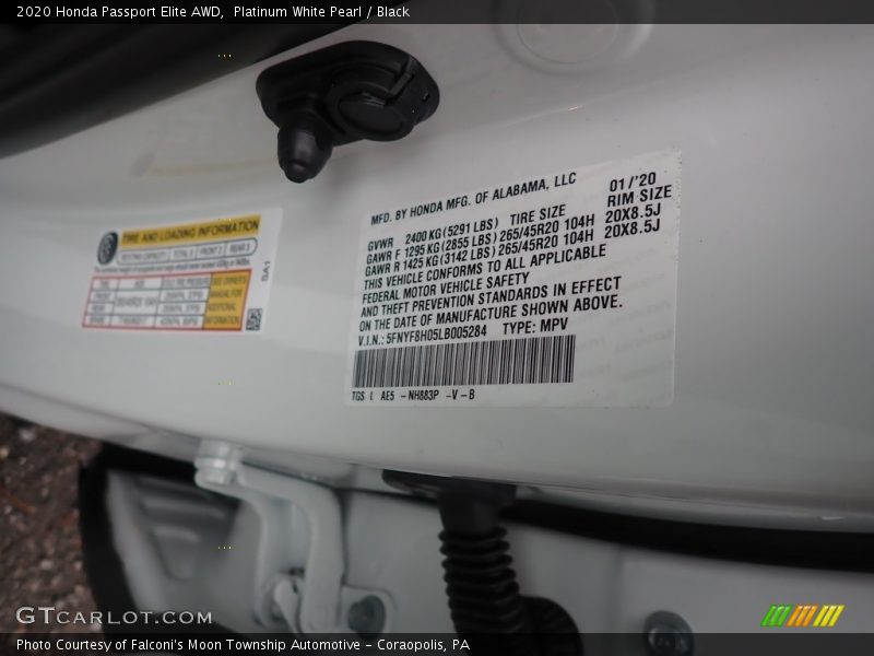 Platinum White Pearl / Black 2020 Honda Passport Elite AWD