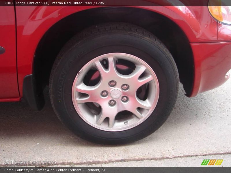 Inferno Red Tinted Pearl / Gray 2003 Dodge Caravan SXT