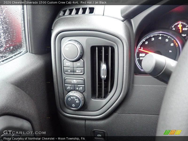 Controls of 2020 Silverado 1500 Custom Crew Cab 4x4