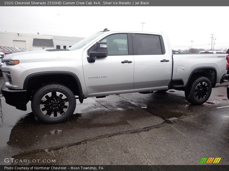 Silver Ice Metallic / Jet Black 2020 Chevrolet Silverado 2500HD Custom Crew Cab 4x4