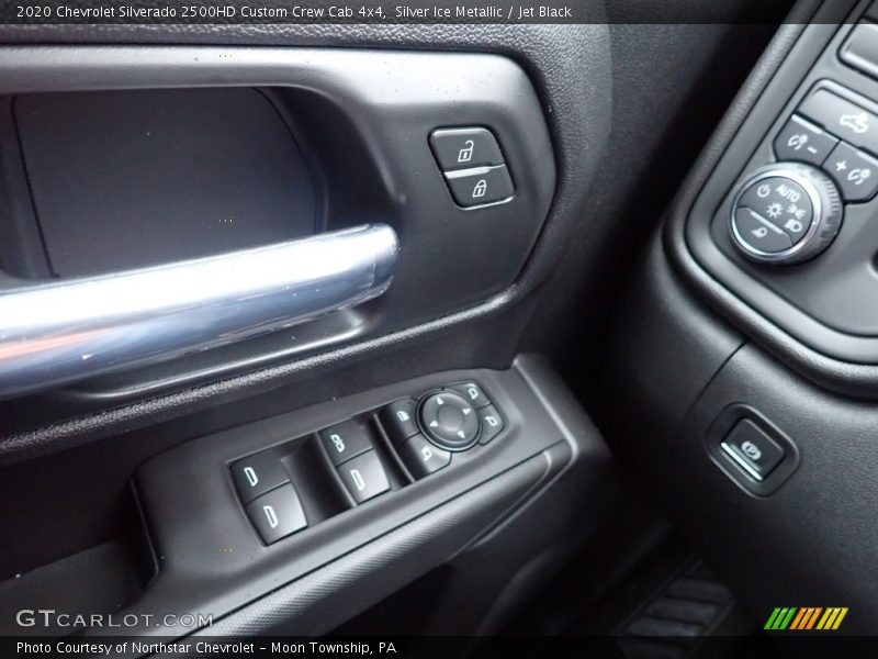 Silver Ice Metallic / Jet Black 2020 Chevrolet Silverado 2500HD Custom Crew Cab 4x4