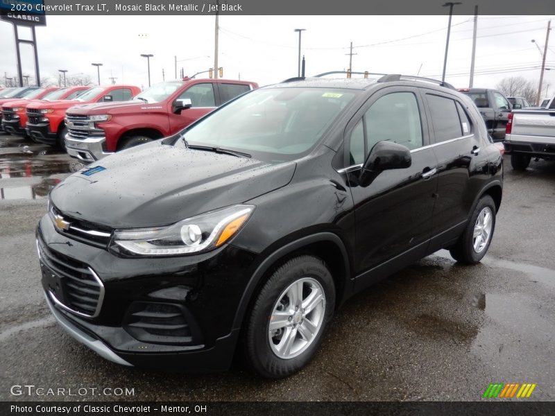 Mosaic Black Metallic / Jet Black 2020 Chevrolet Trax LT