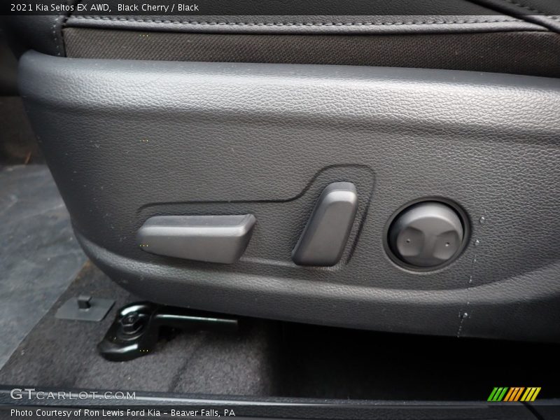 Black Cherry / Black 2021 Kia Seltos EX AWD